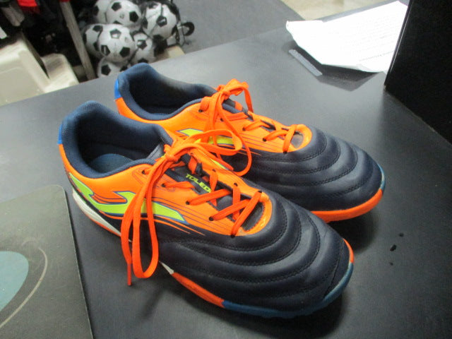Load image into Gallery viewer, Used Joma Toledo Soccer Turf Cleats Size 5.5
