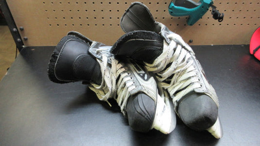 Used Bauer APX Vapor SR Hockey Skates - Size 8