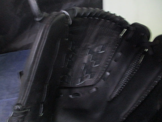 Load image into Gallery viewer, Used Nike MVP Select Hyperfuse 12&quot; Basket Baseball / Softball Glove
