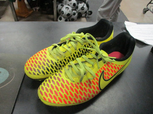 Used Nike Magista Soccer Cleats Size 9