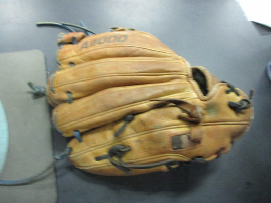 Used Wilson A20001786 11.5