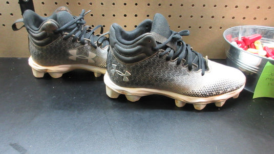 Used Under Armour Football Cleats - Size Youth 5