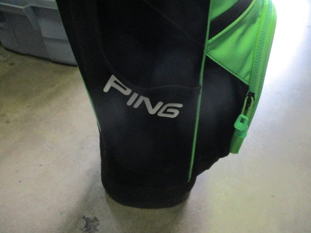 Load image into Gallery viewer, Used Ping Hoofer Prodi G Junior Golf Bag
