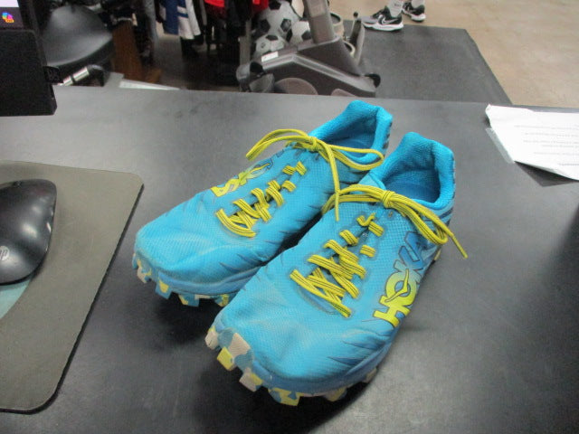 Load image into Gallery viewer, Used Hoka Trail Shoes Size 6.5
