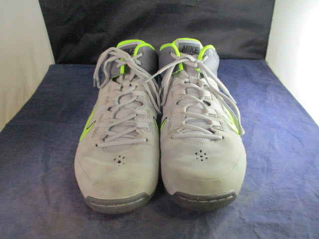 Load image into Gallery viewer, Used Nike Air Visi Pro 4 Basketball Shoes Adult Size 10.5
