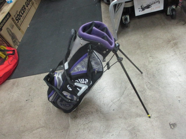 Load image into Gallery viewer, Used Junior Callaway Golf Stand Bag (leg has been repaired)
