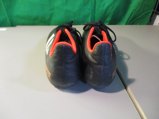 Load image into Gallery viewer, Used Adidas Predator Size 10.5 Soccer Cleats
