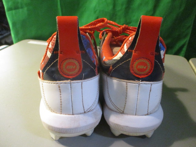 Load image into Gallery viewer, Used Under Armour Ben Harper Cleats Size 4
