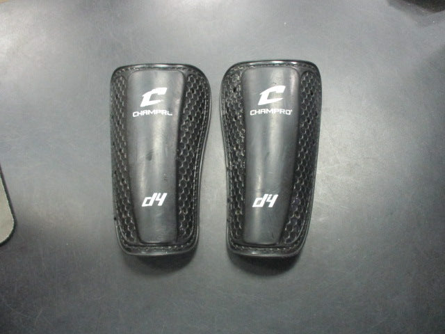 Load image into Gallery viewer, Used Champro D4 Soccer SHin Guards
