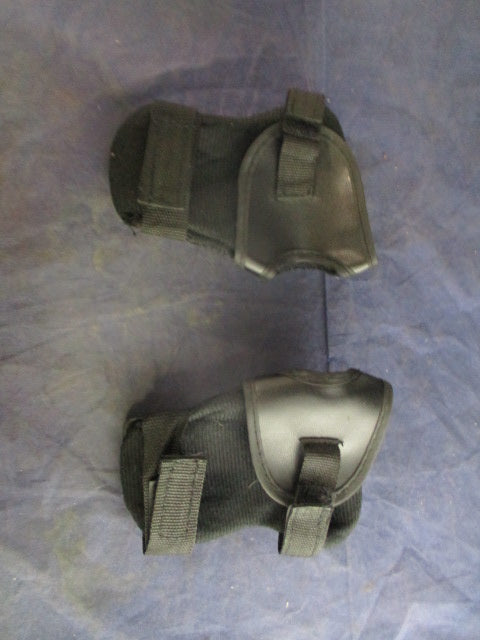 Load image into Gallery viewer, Used MioCloth Wrist Guards Size Youth
