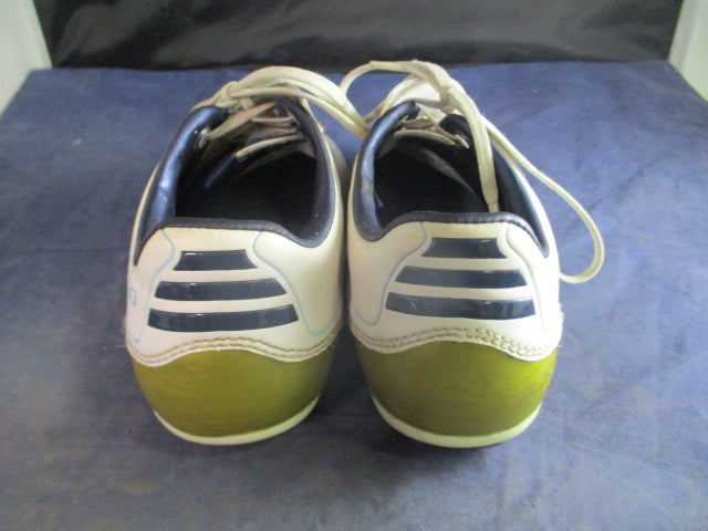 Load image into Gallery viewer, Used Adidas F 30 Soccer Cleats Youth Size 1
