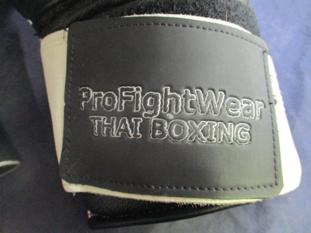 Load image into Gallery viewer, Used ProFightWear Thai Boxing Gloves - 16 oz.
