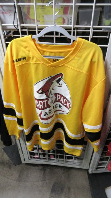 Used Bauer Arizona Coyotes Part of the Pack AZ Ice Jersey Adult Size Med - stain