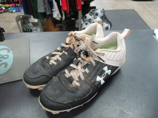 Used Under Armour Leadoff Cleats Size 5.5