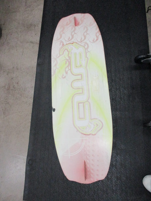 Load image into Gallery viewer, Used EMO 137cm Wakeboard Deck
