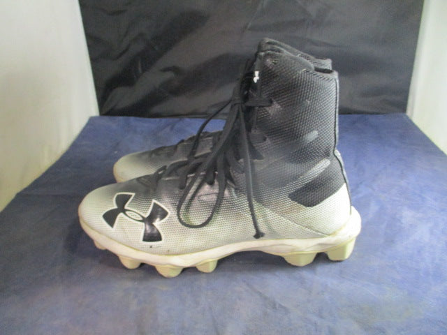 Load image into Gallery viewer, Used Under Armour Highlight Football Cleats Youth Size 3
