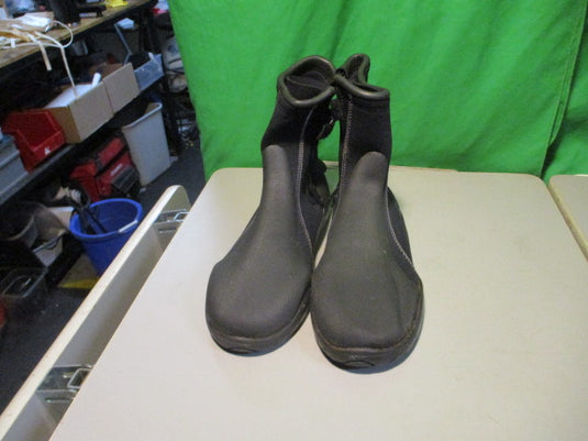 Used Tusa Imprex DBO101 Size 9 Dive Boots