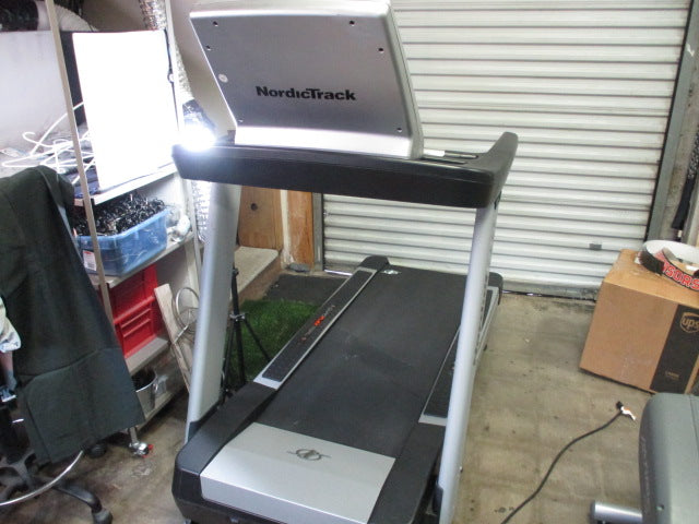 Load image into Gallery viewer, Used NordicTrack Elite 9700 Pro Non Folding Treadmill
