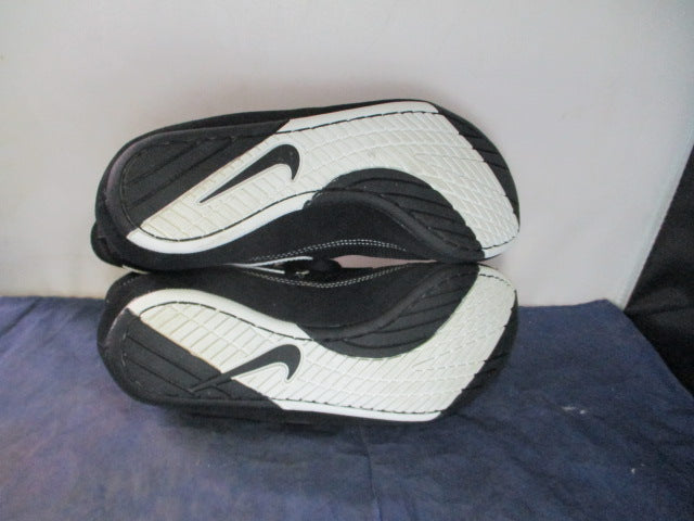 Load image into Gallery viewer, Used Nike Speed Sweep VII Wrestling Shoes Adult Size 9 -slight wear on toes
