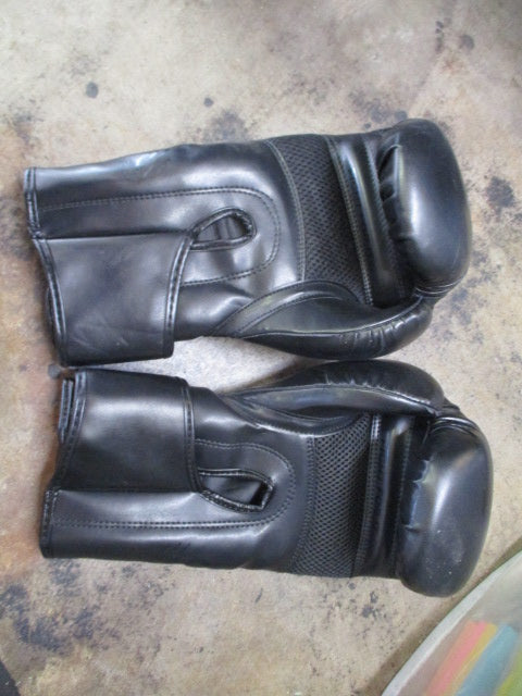 Load image into Gallery viewer, Used Sanabul Essential 12oz Boxing Gloves
