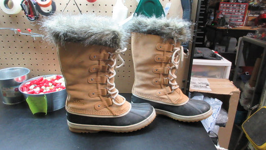 Used Sorel Joan Of Arctic Womens Waterproof Boot - Size 10
