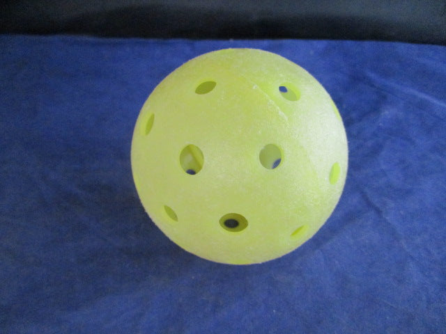 Load image into Gallery viewer, Used 2 Tourna Outdoor Pickleballs
