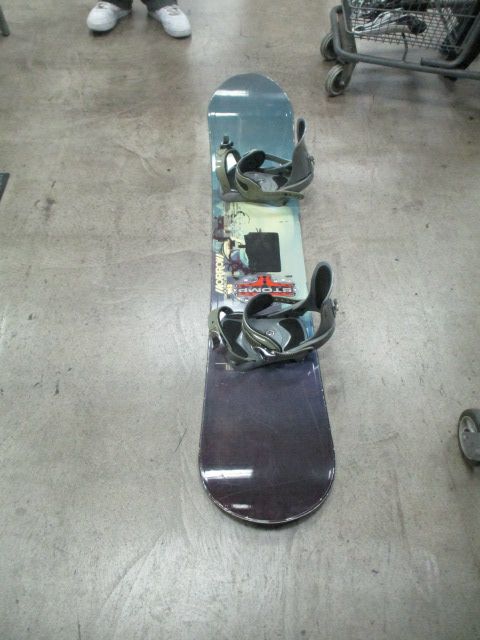 Load image into Gallery viewer, Used Morrow Source 163cm Snowboard with Morrow Bindings
