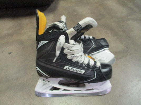 Used Bauer S170 Hockey Skates Size US 4
