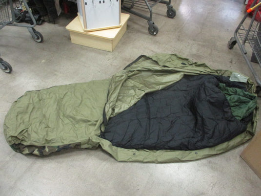 Used Army Bivy Modular 3-in-1 Sleeping Bag w/ Stuff Sack