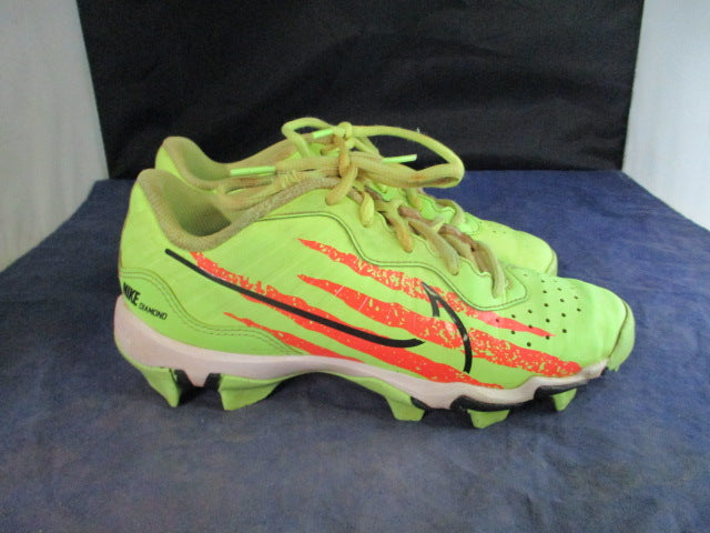 Load image into Gallery viewer, Used Nike Alpha Huarache 4 Keystone GS Diamond Cleats Youth Size 3.5- some  wear
