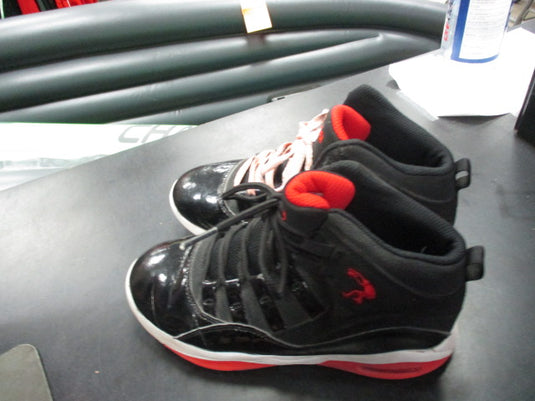 Used Shaq Basketball Shoes Size 3