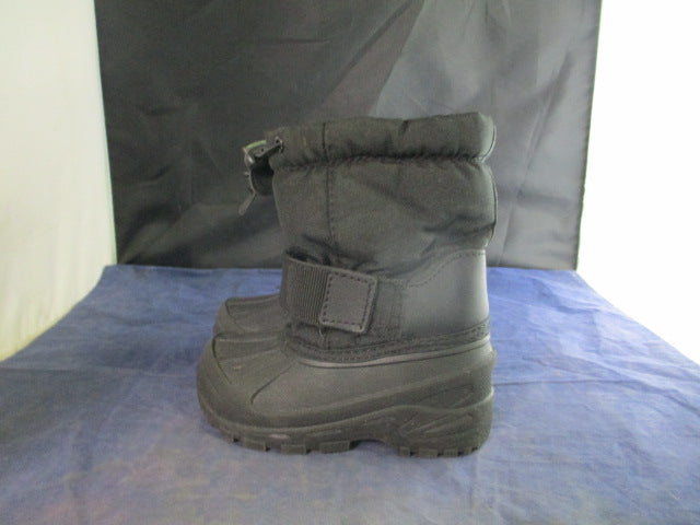 Load image into Gallery viewer, Used Black Snow Boots Youth Size 7/8
