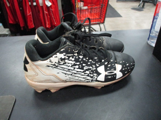 Used Under Armour Leadoff Size Youth 4 Cleats