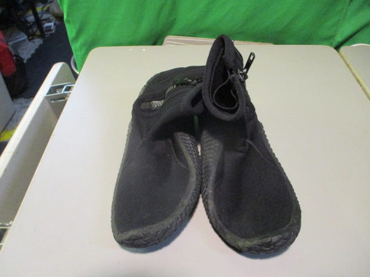 Used Tilos Hydro + Size 6 Dive Boots