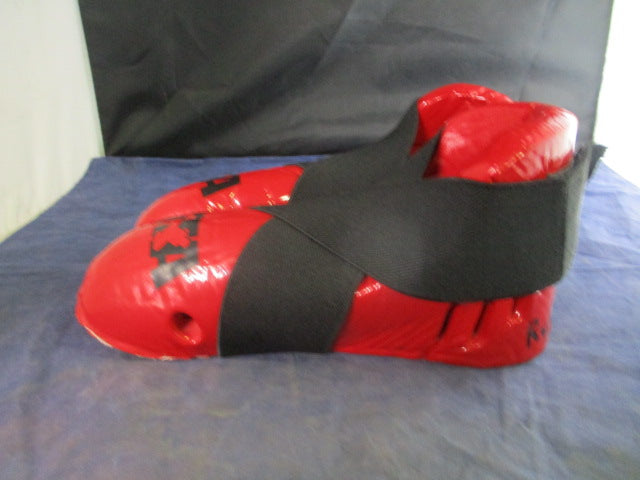 Load image into Gallery viewer, Used ATA Sparring Shoes Size Youth - worn
