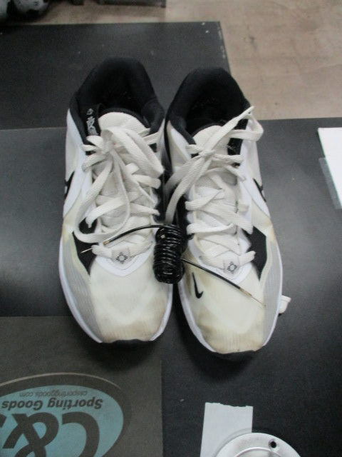 Load image into Gallery viewer, Used Nike Kyrie Irving Basketball Shoes Size 7
