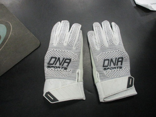 Used DNA Sports Batting Gloves Size Adult Small