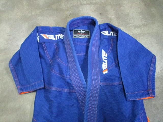 Load image into Gallery viewer, Used Elite Sports Martial Arts Karate Gi Size 0
