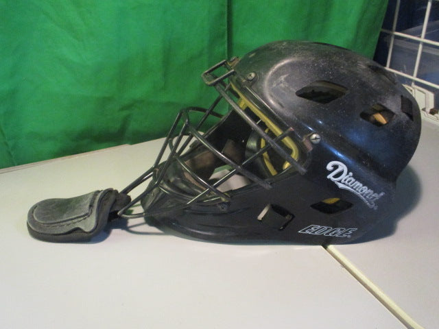 Load image into Gallery viewer, Used Diamond Edge Catcher&#39;s Helmet w/ Throat Guard Size 7 1/8 - 7 1/2
