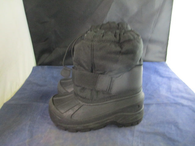 Load image into Gallery viewer, Used Black Snow Boots Youth Size 11/12
