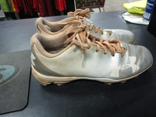 Used Under Armour Leadoff Size 7 Cleats