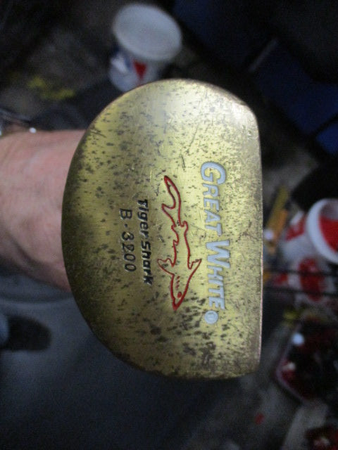 Load image into Gallery viewer, Used Tiger Shark Great White B3200 RH Putter
