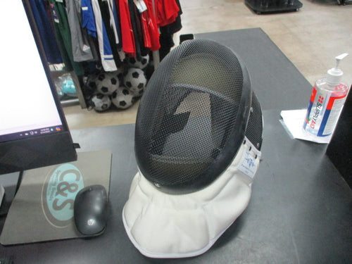 Used Blue Gauntlet M001 -BG 3 Fencing Helmet Size Large - Missing Back Strap