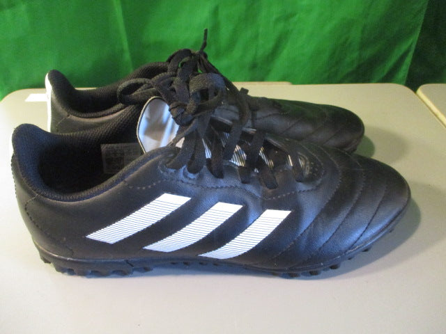 Load image into Gallery viewer, Used Adidas Turf Soccer Cleats Size 5.5
