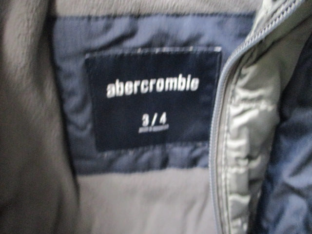 Load image into Gallery viewer, Used Abercrombie Snow Jacket Size Kids 3/4
