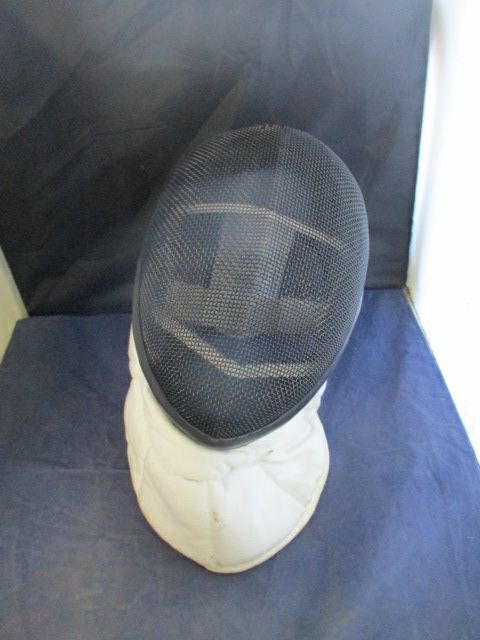 Load image into Gallery viewer, Used Fencing Mask Size Large
