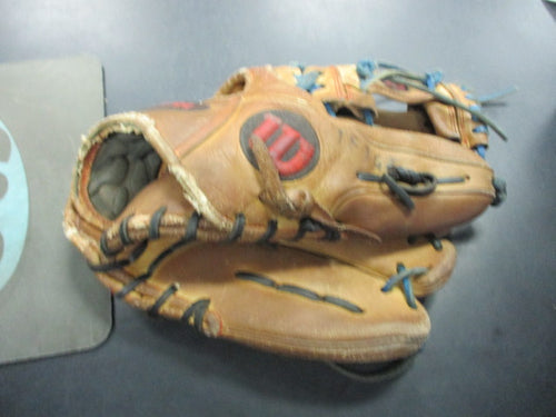 Used Wilson A20001786 11.5