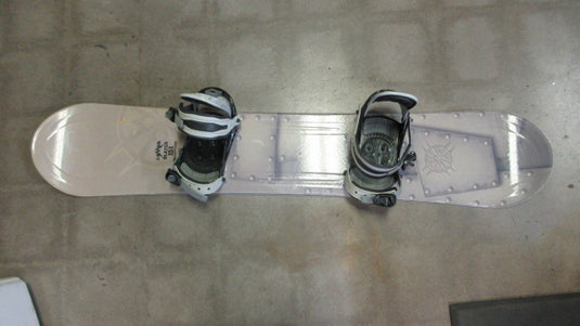 Used Lamar Blazer 151cm  Snowboard W/ Bindings