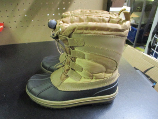 Used Kids Snow Boots Size 4