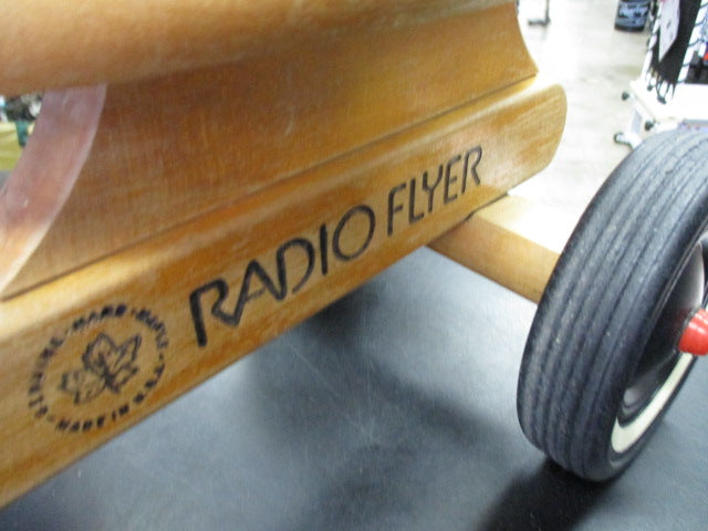 Load image into Gallery viewer, Vintage Radio Flyer Wood Toddler Scooter (Wood is splitting Slightly)
